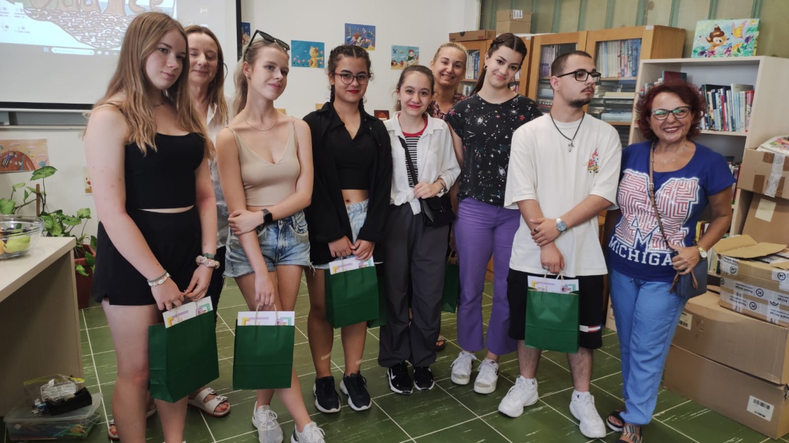 Erasmus + K220 Lingua Mathematica Projesi kapsamında düzenlenen matematik olimpiyatları yarışmasında öğrencilerimiz Naz Akpınar ve Saniye Buse Bekmezcinin yer aldığı takım birincilik elde etmiştir. 