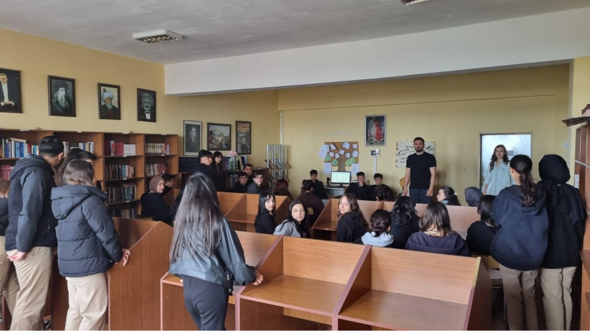Okulun Kalbi Kütüphaneler projesi kapsamında düzenlenen masal dinletisi etkinliğimiz  gerçekleştirildi. 